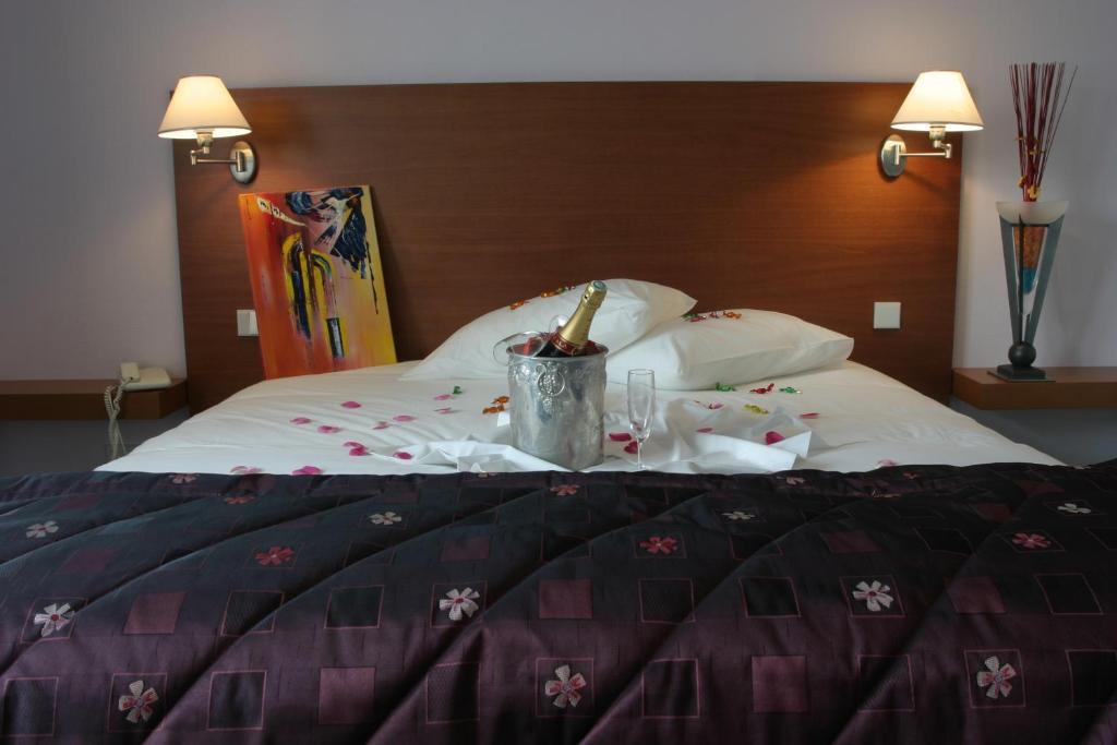 Hotel Restaurant Logis La Palette Wettolsheim Εξωτερικό φωτογραφία